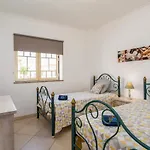 Pedra Dos Bicos By Intiholidays * Albufeira